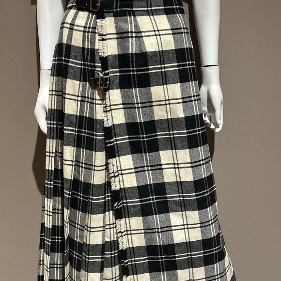 Vintage Kinloch Anderson Plaid Maxi Kilt Skirt Black and Ivory Plaid. - Picture 1 of 10